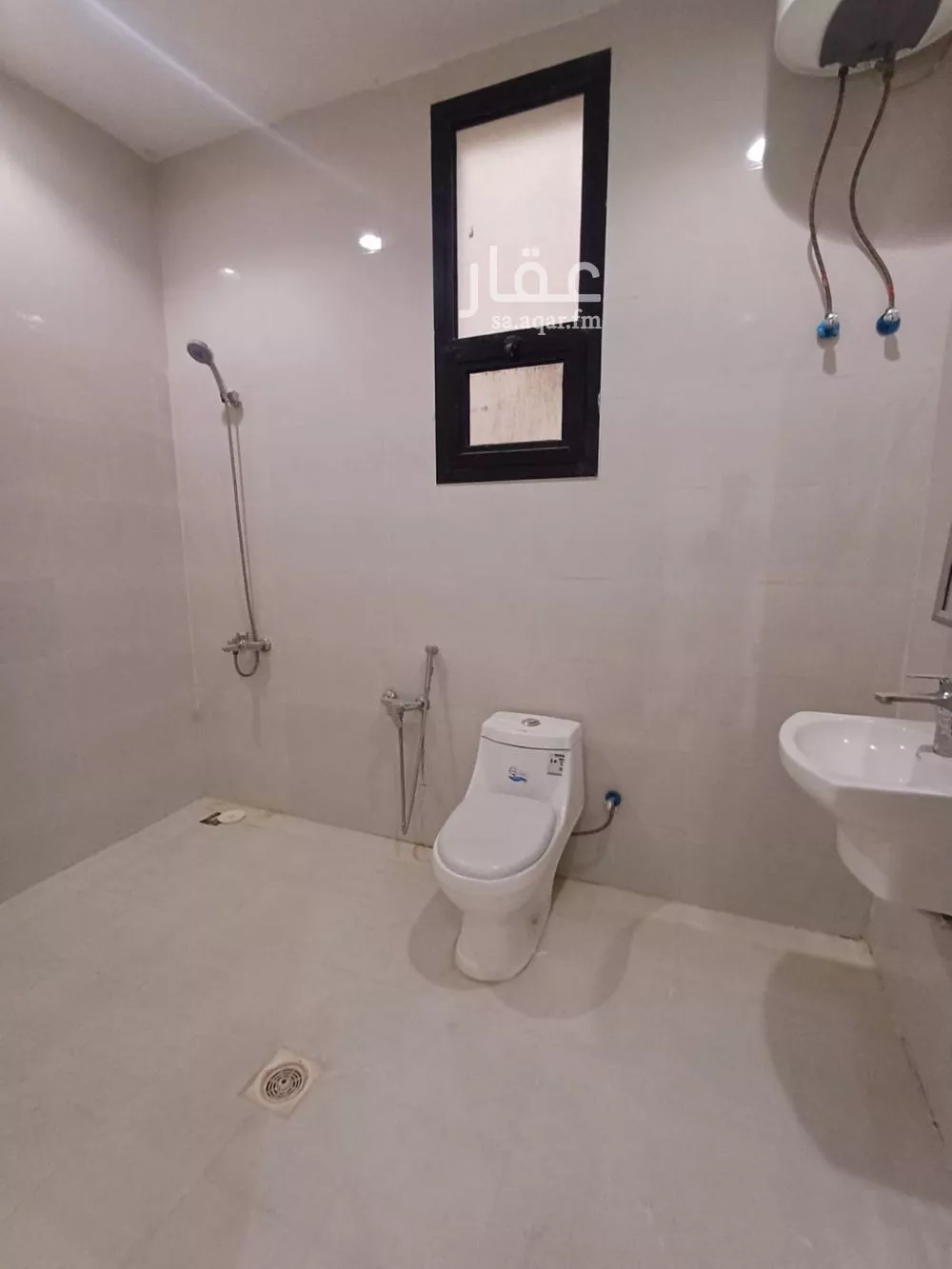 7 bedroom villa in Ash Sharq 17