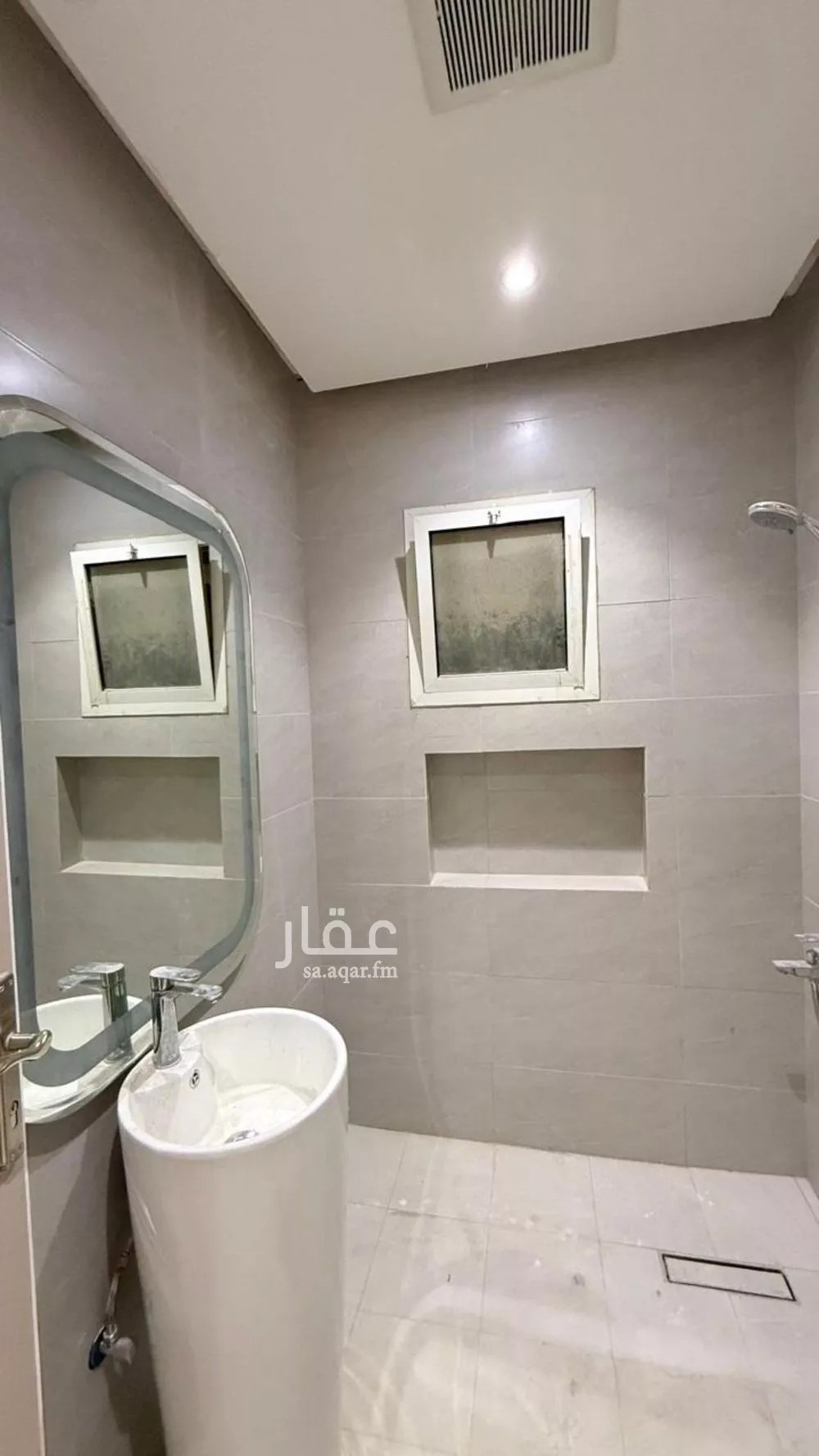 4 bedroom floor in Al Yasmin 12