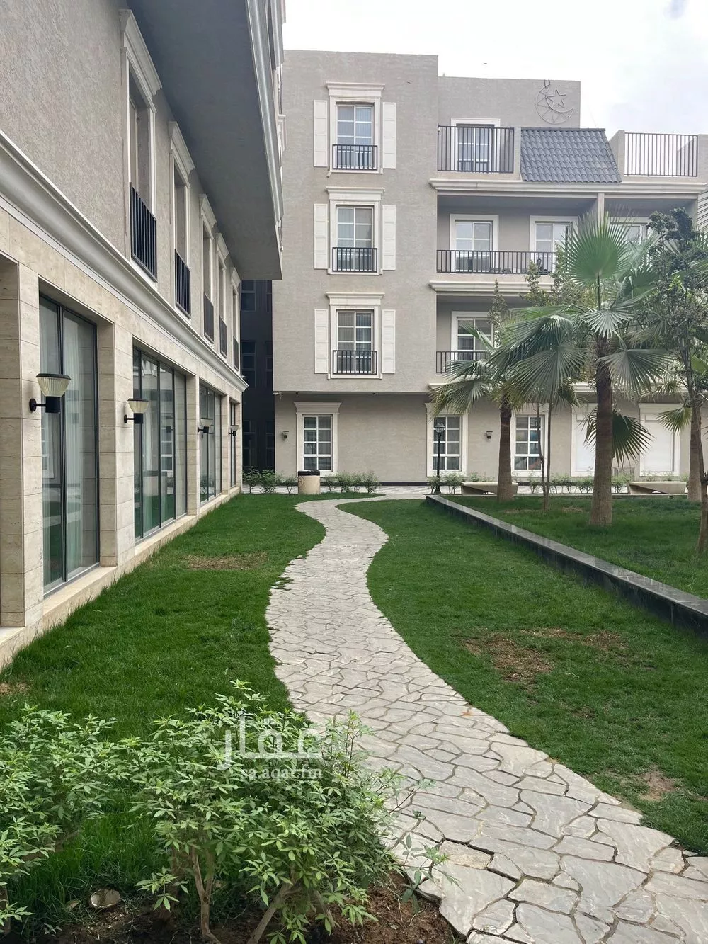 3 bedroom apartment in Al Malqa 22