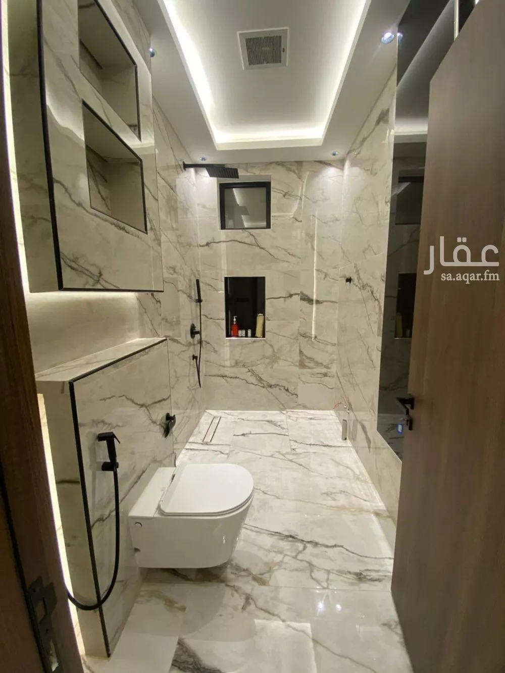 دور 3 غرف في العارض 17