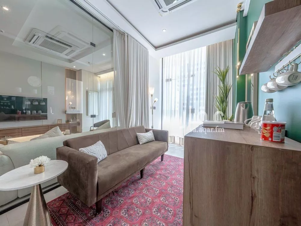 3 bedroom apartment in Al Sahafah 8
