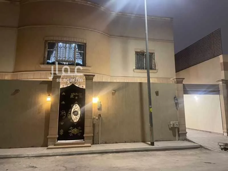 6 bedroom floor in Al Rabwa 8