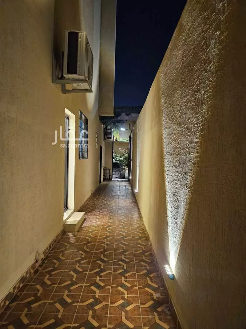 1 bedroom floor in Dhahrat Laban 10