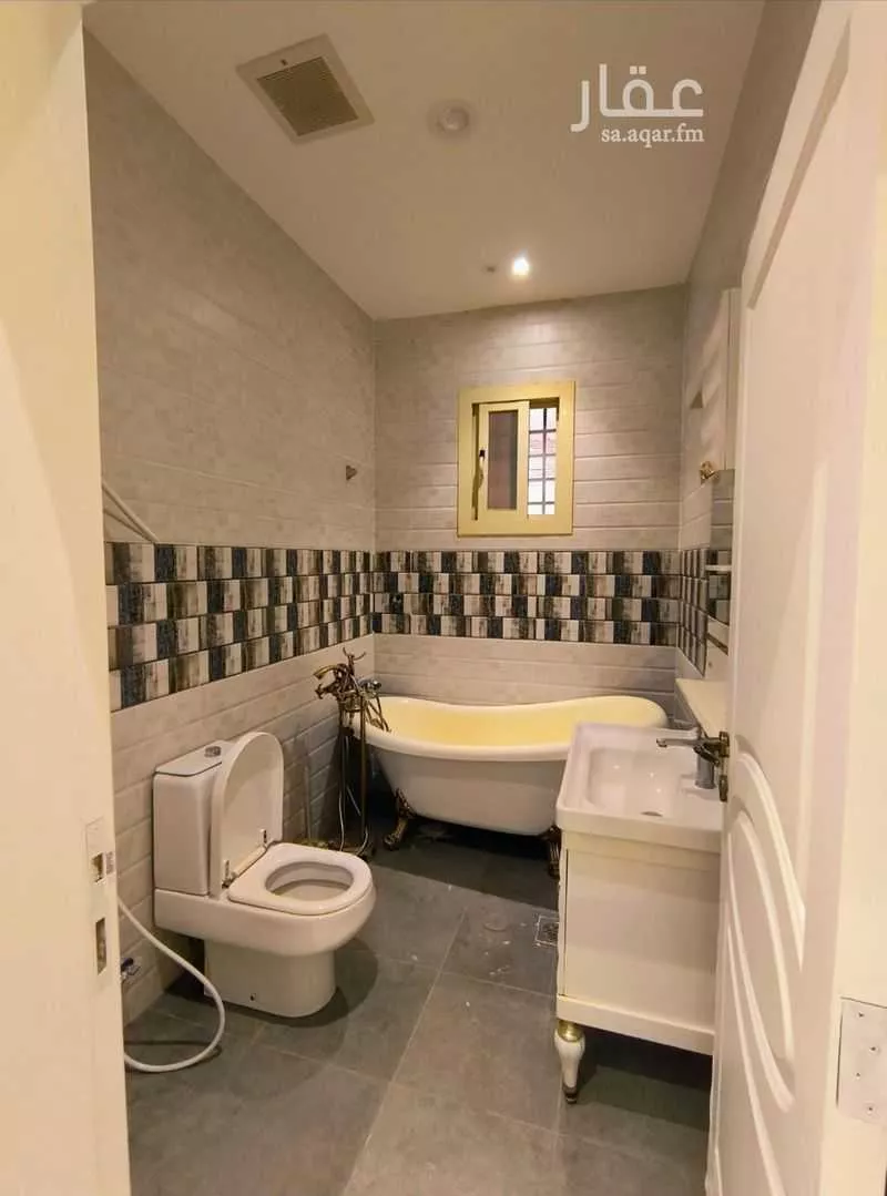 شقة 6 غرف في الفردوس 2