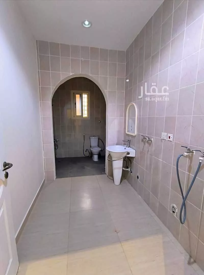 شقة 6 غرف في الفردوس 4