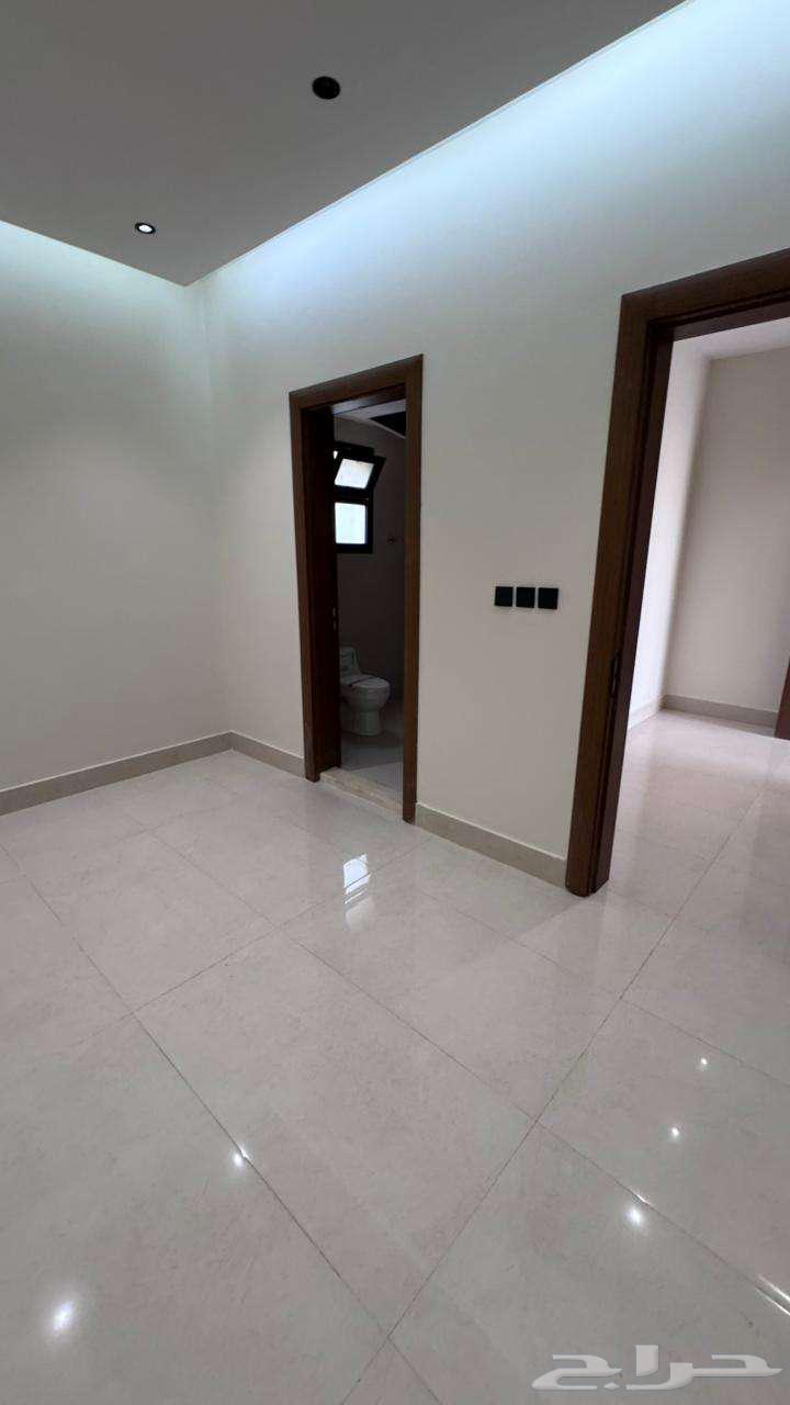 9 bedroom villa in Al Rimal 15