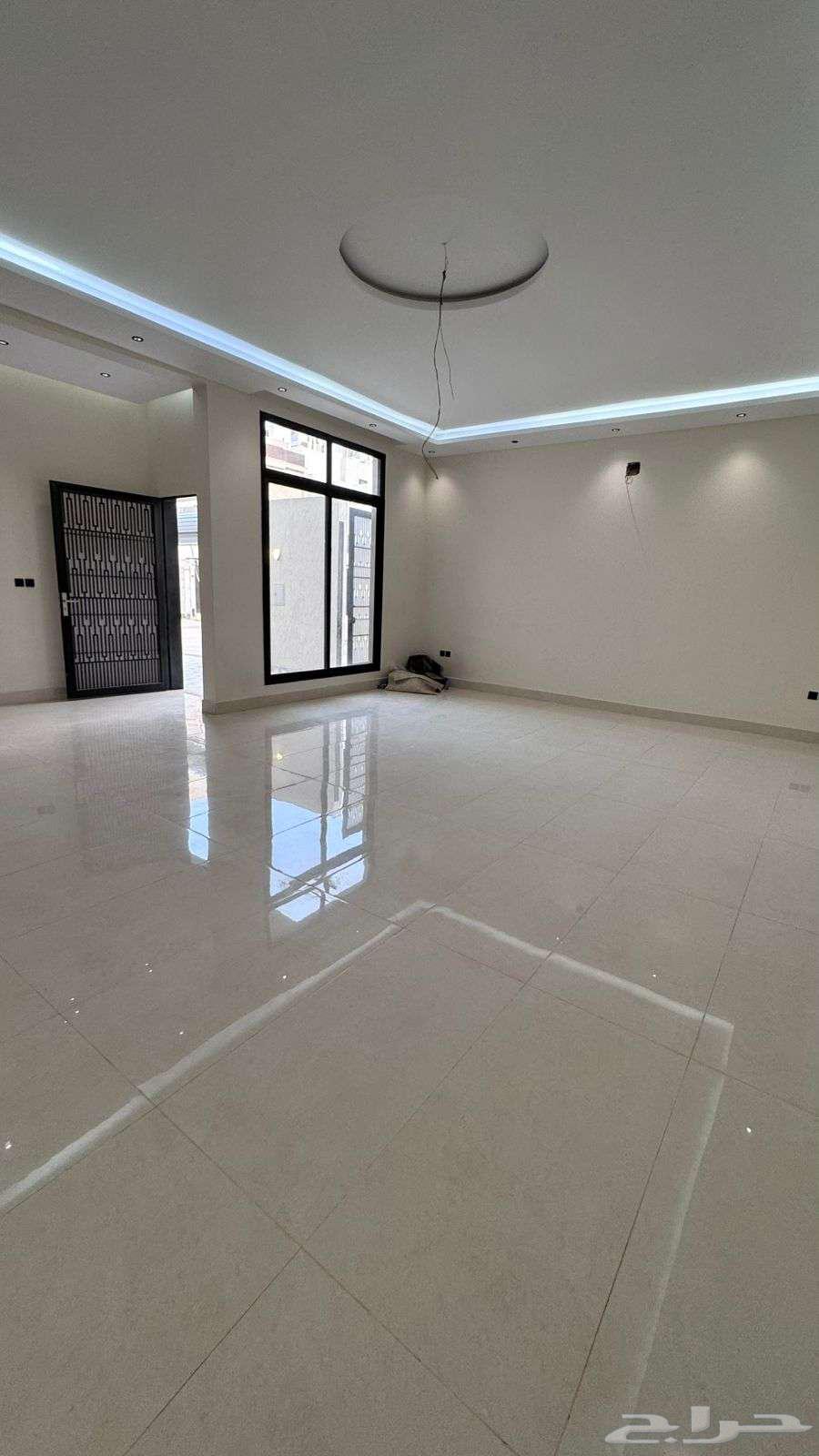 فيلا 9 غرف في الرمال 5