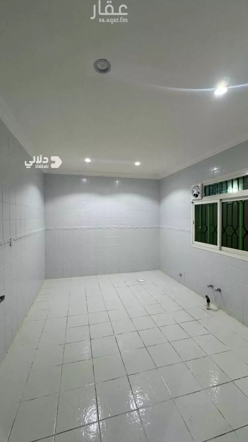 3 bedroom floor in Badr 16