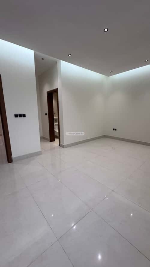 8 bedroom villa in Al Rimal 4