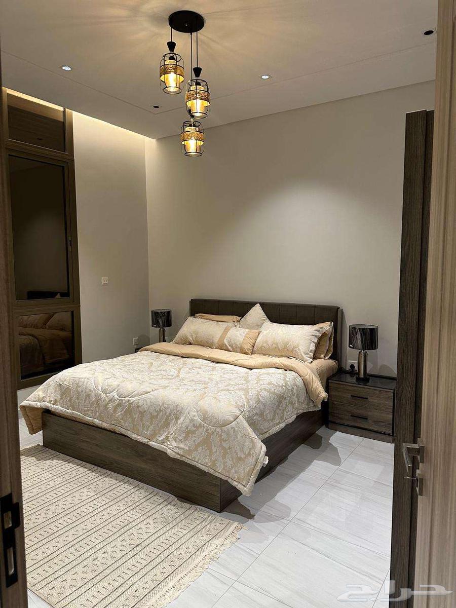 شقة 3 غرف في الرويس 4