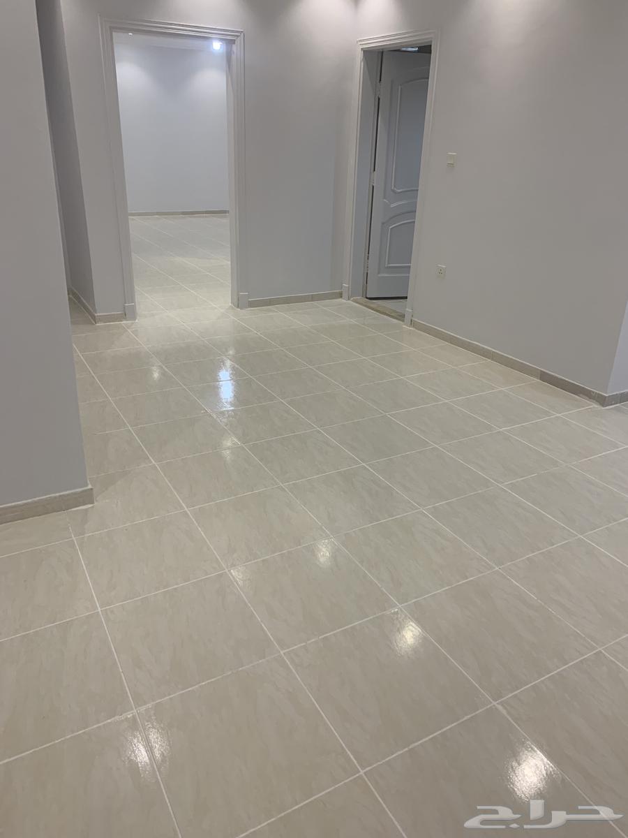 شقة  في الواحة 4