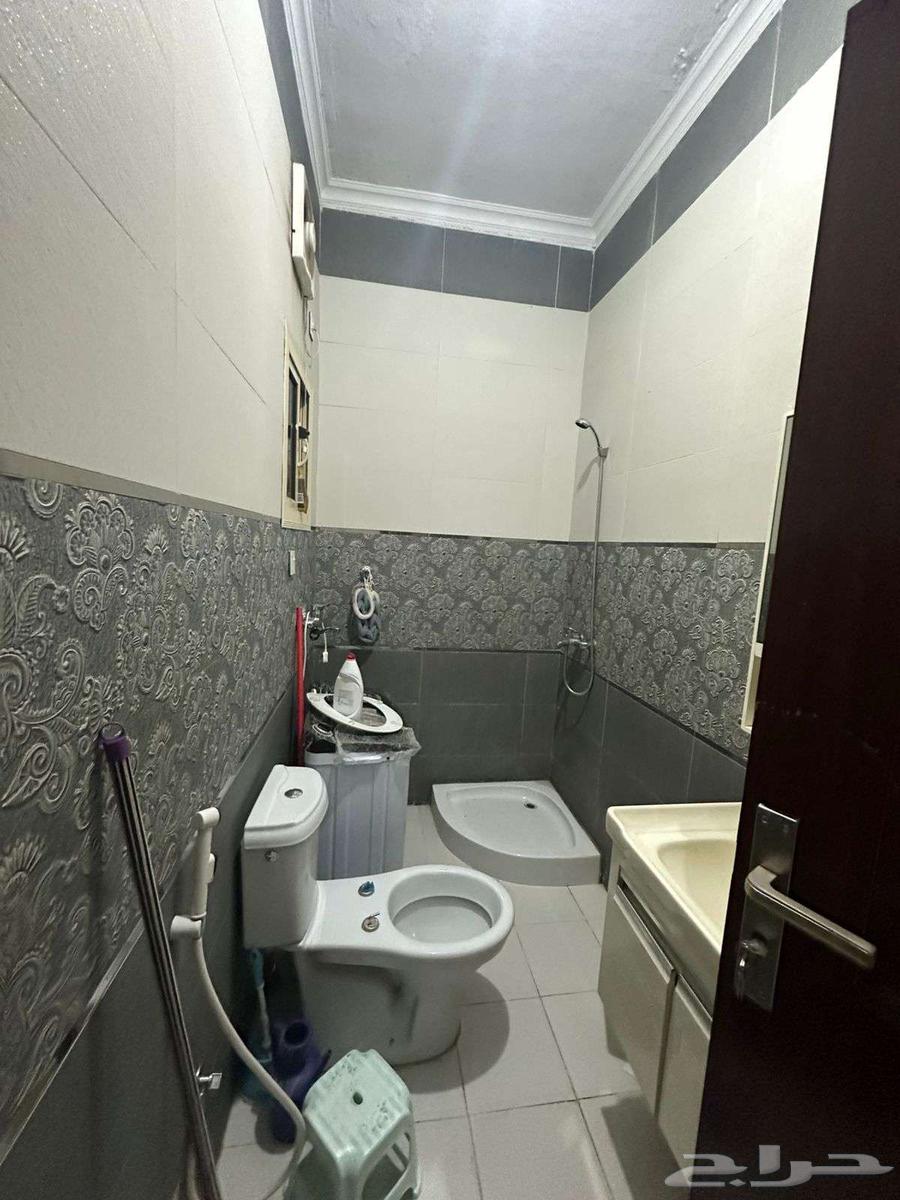 شقة 4 غرف في الواحة 4