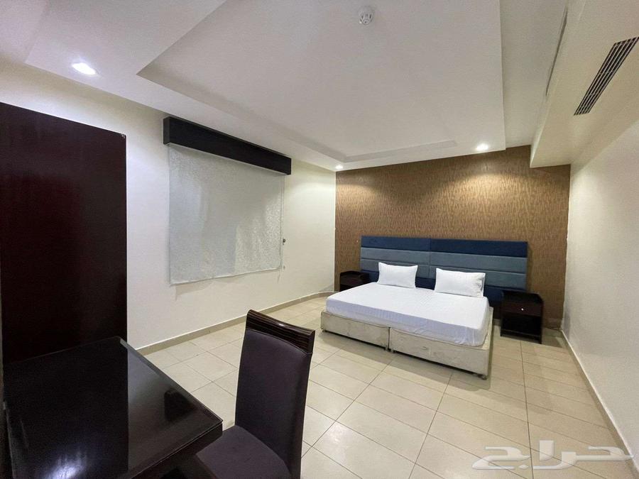 شقة 1 غرف في الرويس 1