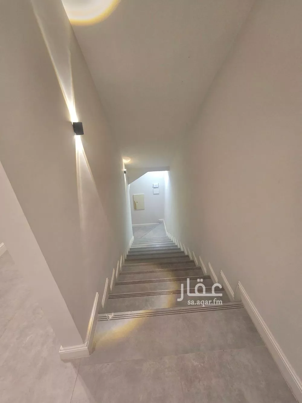 فيلا 4 غرف في العارض 16