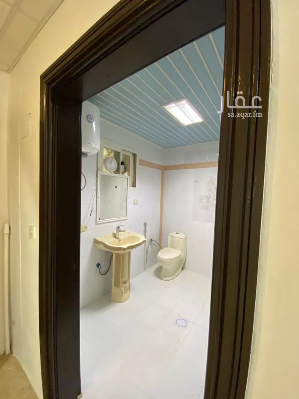 فيلا 9 غرف في بدر 2