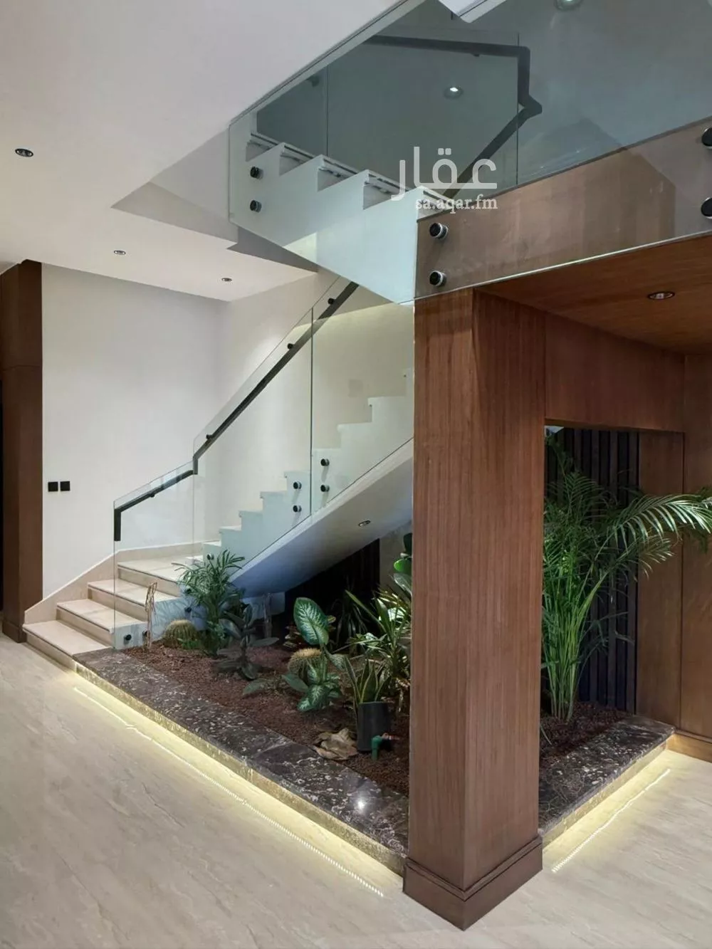 فيلا 5 غرف في النرجس 1