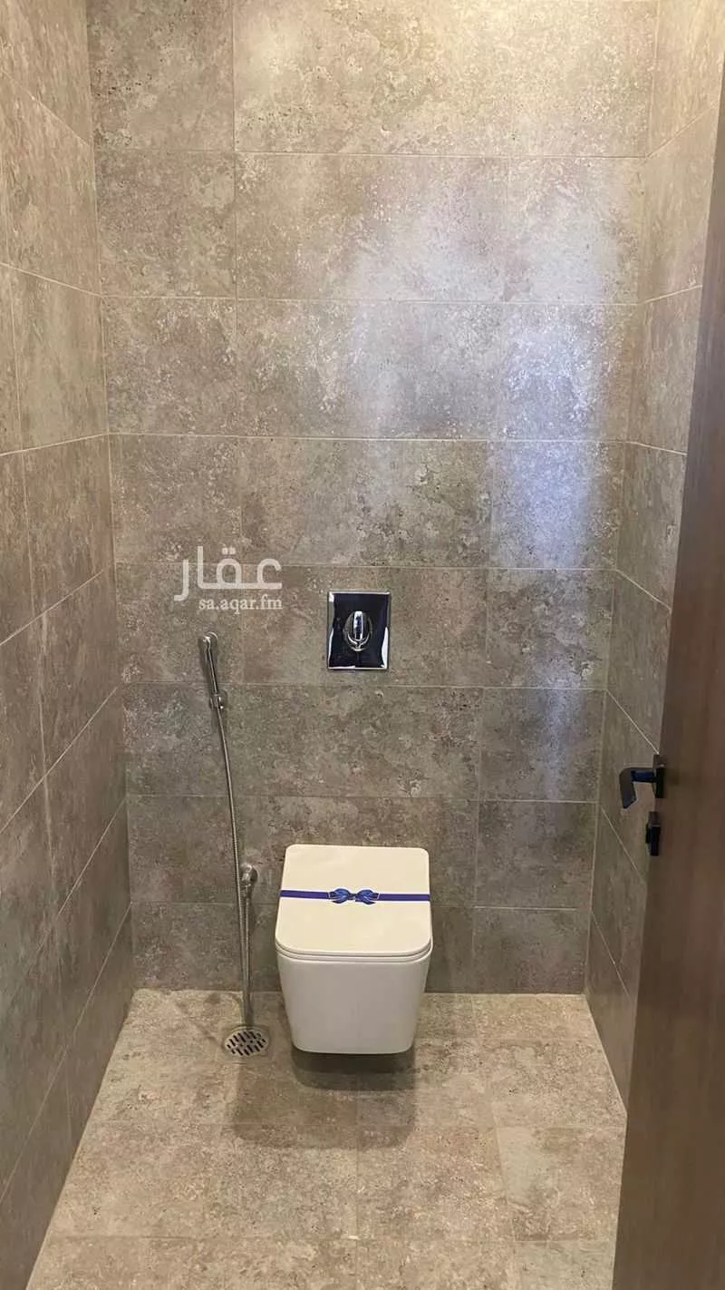 شقة 5 غرف في الصوارى 2