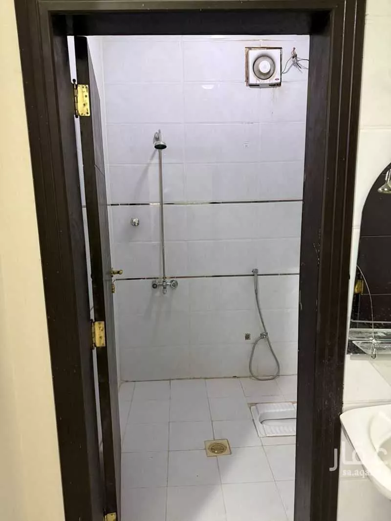 5 bedroom villa in Badr 6