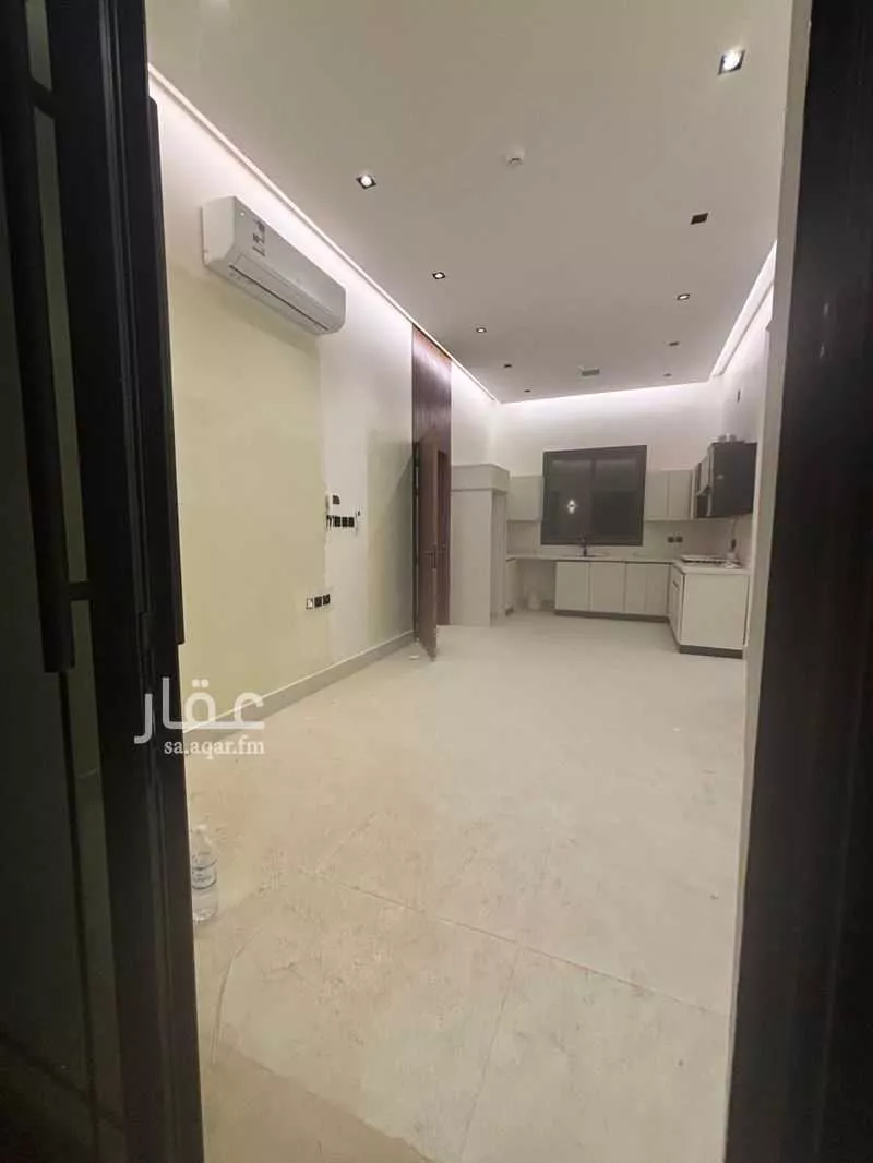 4 bedroom apartment in Dhahrat Laban 7