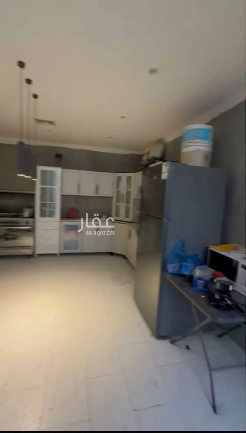 فيلا 5 غرف في العارض 17