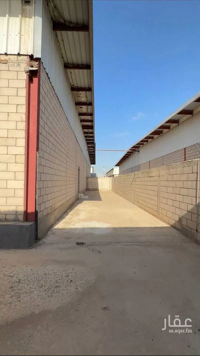 warehouse in As Sarawat, Jeddah 9