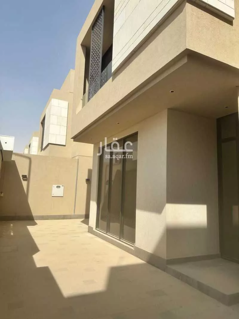 4 bedroom villa in Al Narjis 14