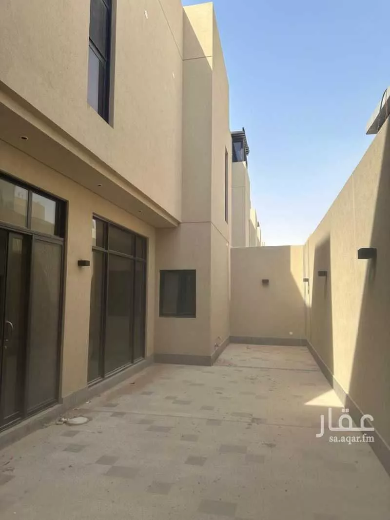 4 bedroom villa in Al Narjis 16