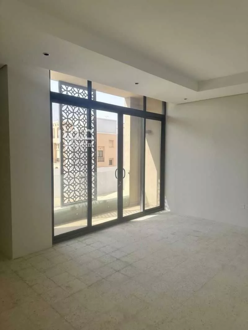 4 bedroom villa in Al Narjis 8