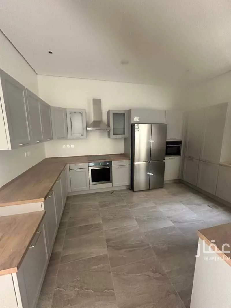 4 bedroom villa in Al Narjis 9