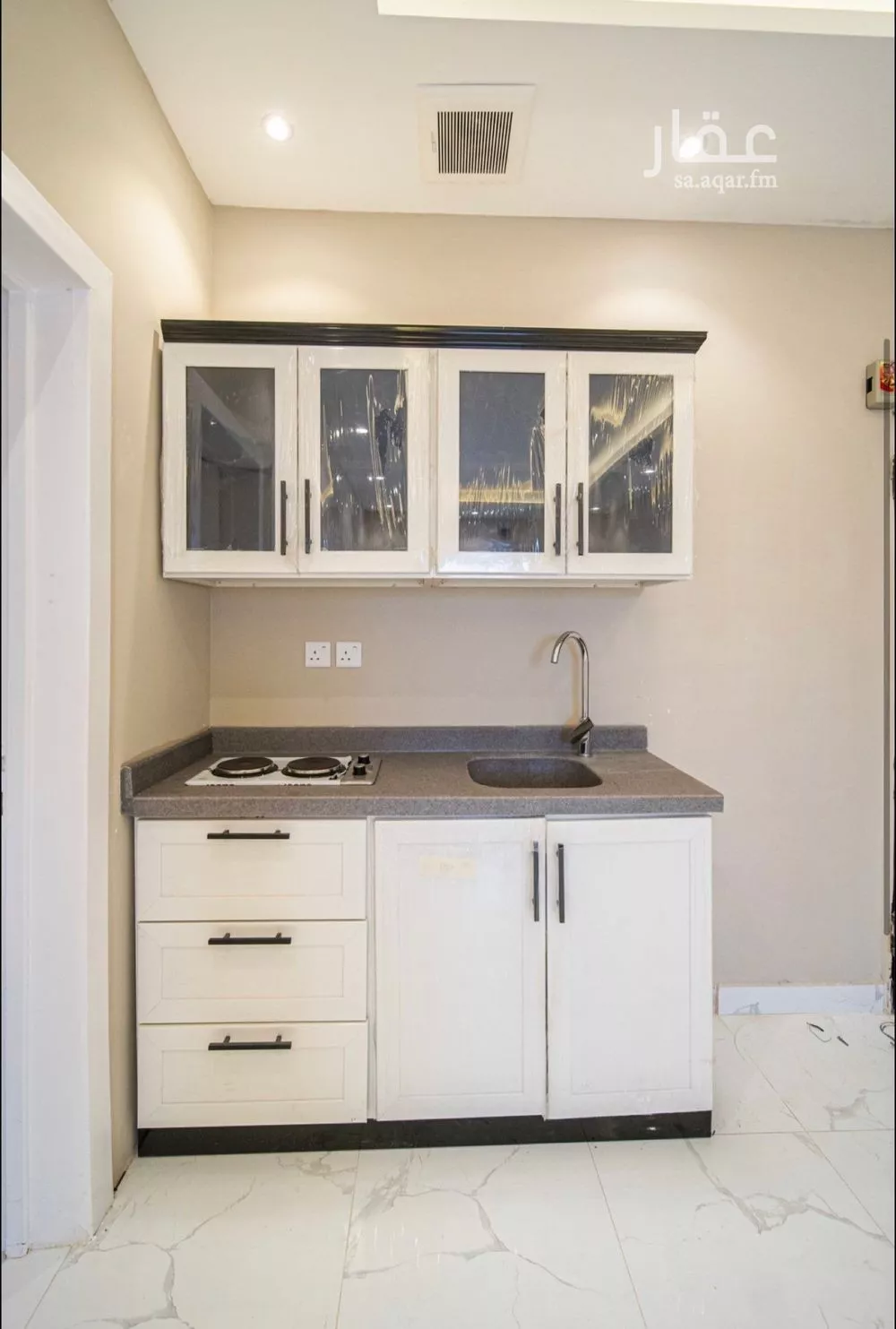 شقة 1 غرف في الازدهار 3