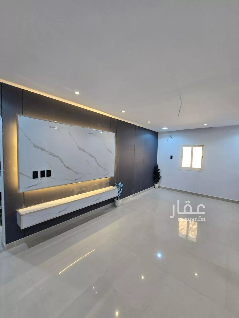 شقة 4 غرف في النور 5