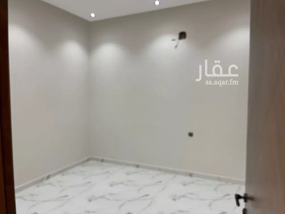 فيلا 6 غرف في ظهرة نمار 9