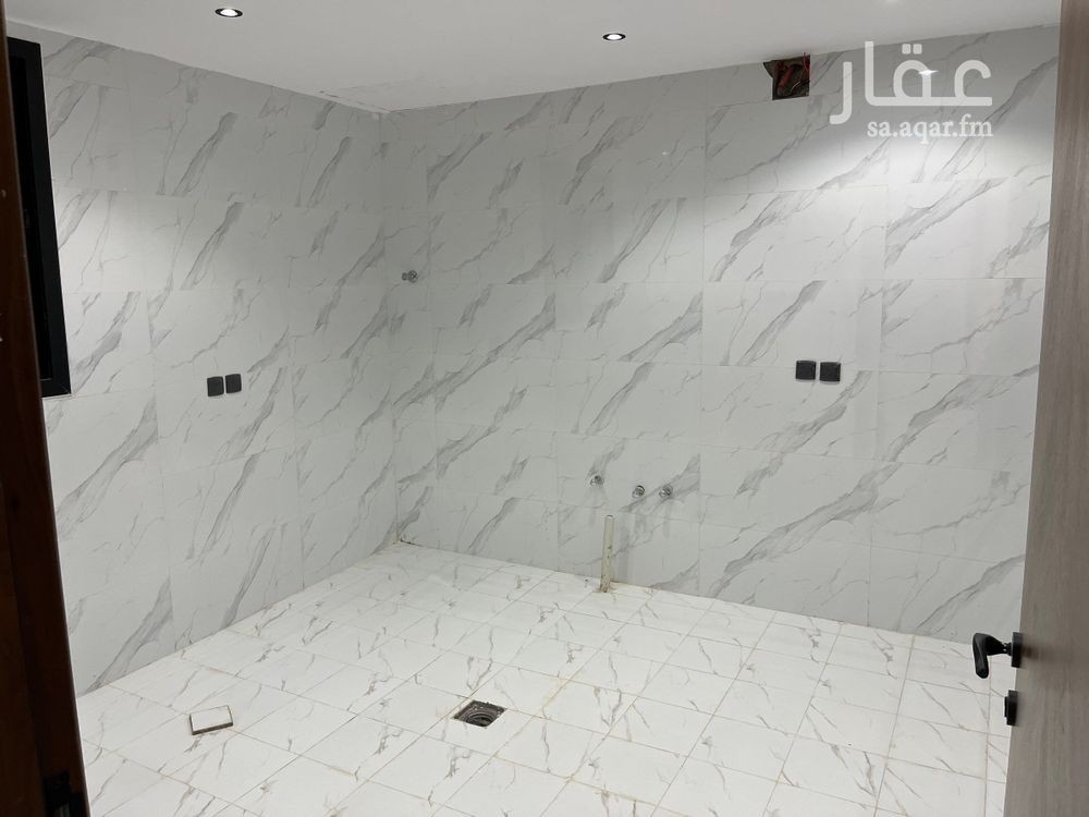 6 bedroom villa in Dhahrat Namar, Riyadh 12