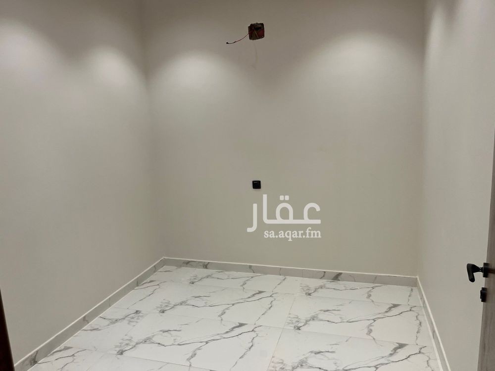 6 bedroom villa in Dhahrat Namar, Riyadh 18