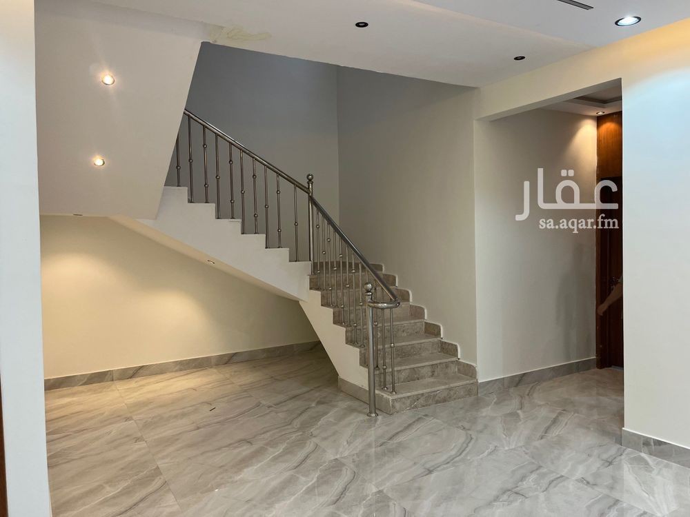 6 bedroom villa in Dhahrat Namar, Riyadh 13