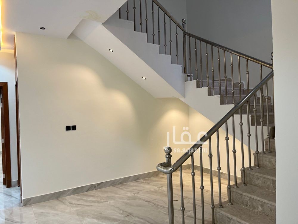 6 bedroom villa in Dhahrat Namar, Riyadh 15