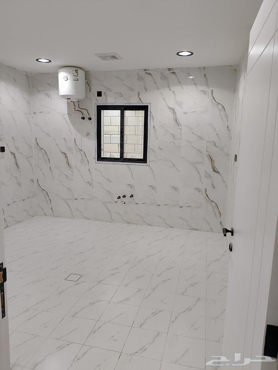 شقة 6 غرف في بدر 5