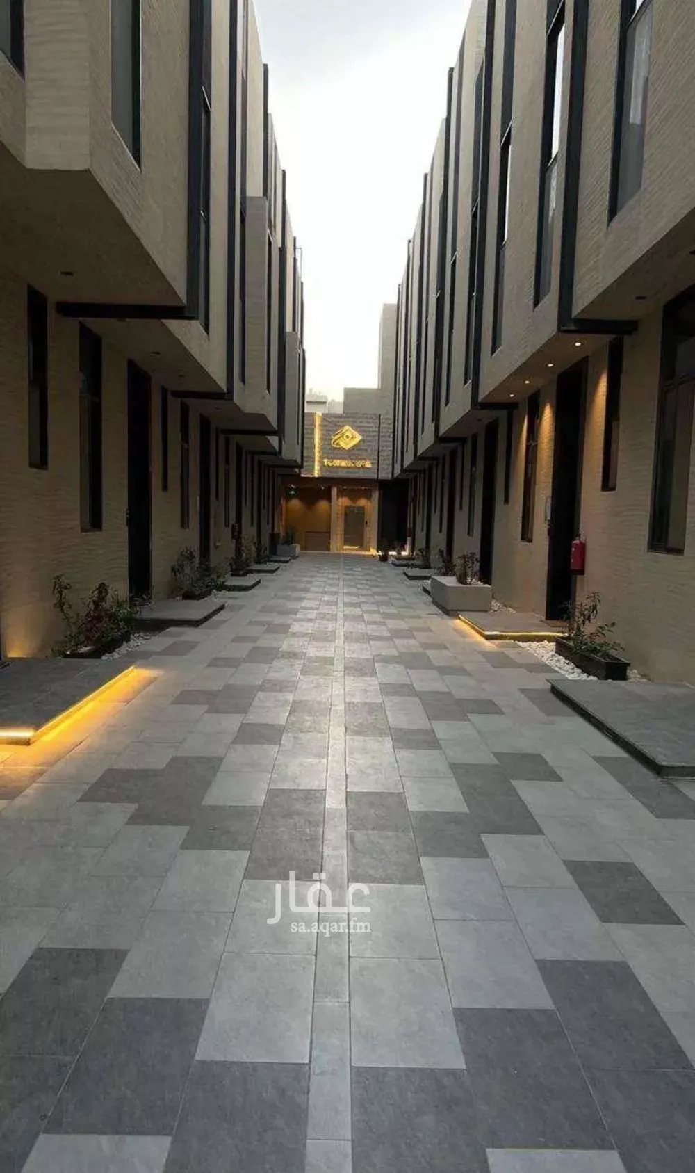 فيلا 5 غرف في العارض 1