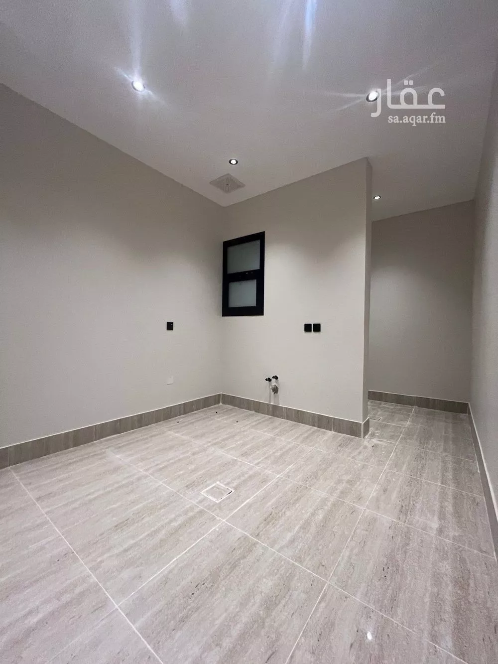 شقة 4 غرف في الندى 11