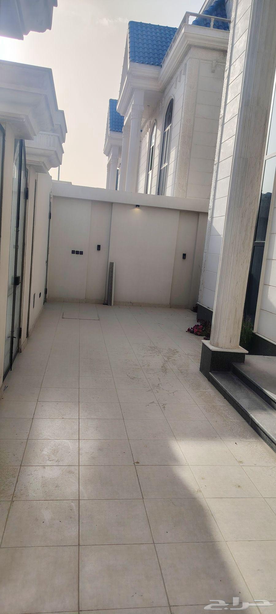 فيلا 9 غرف في الصواري 4