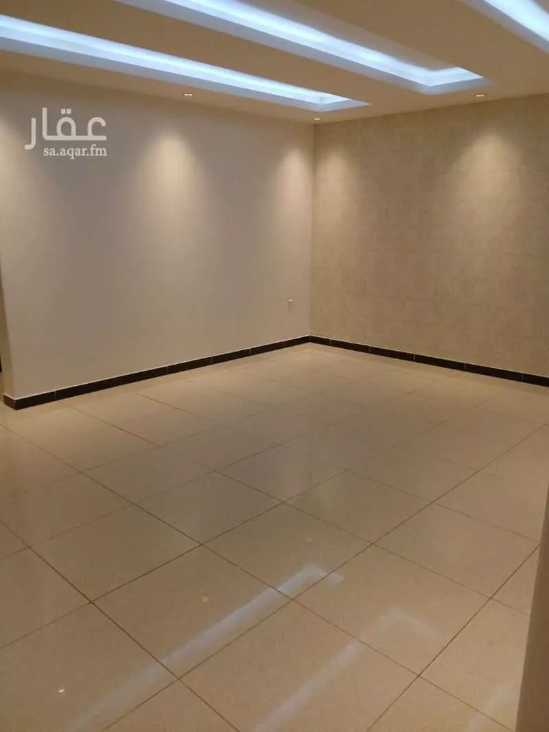 شقة 3 غرف في الملقا 6