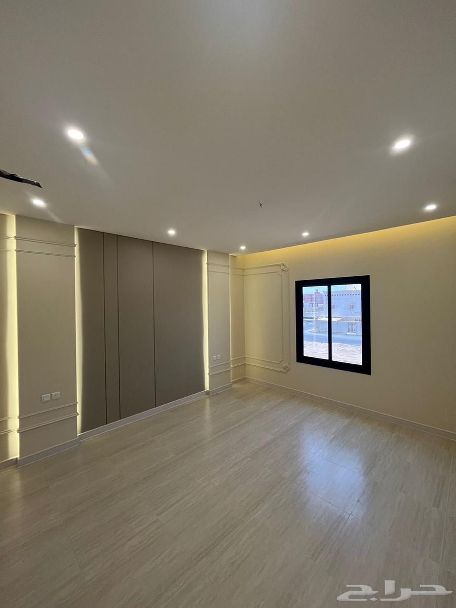 شقة 6 غرف في ولي العهد 2
