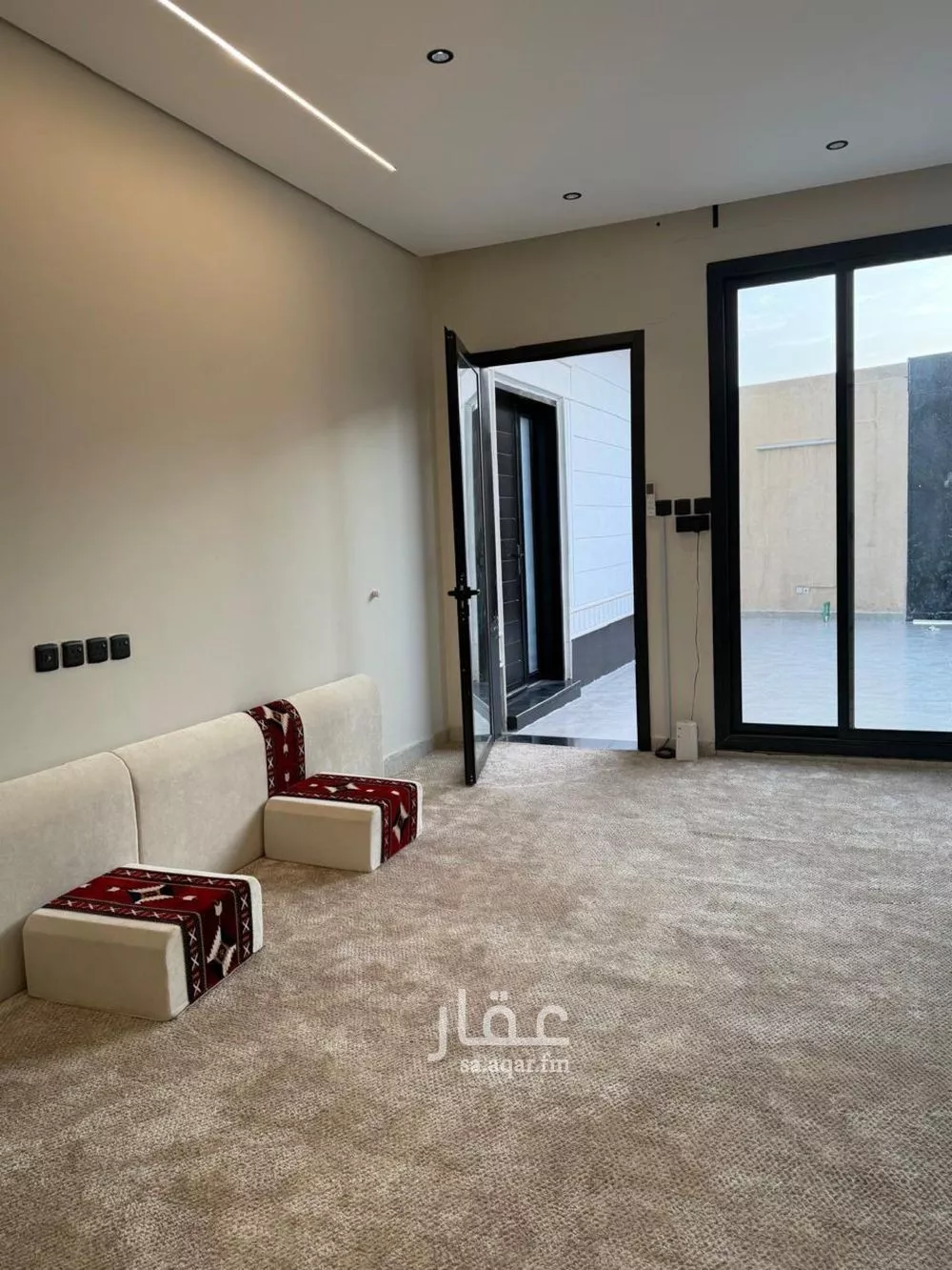 فيلا 15 غرف في الرمال 9