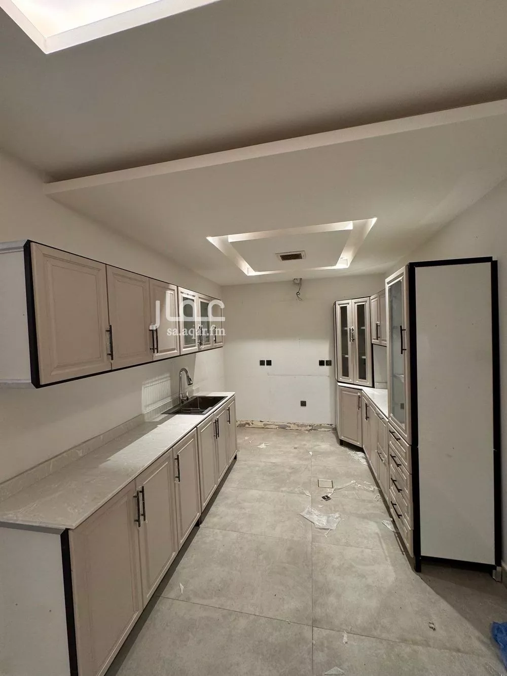 شقة 3 غرف في الملقا 2