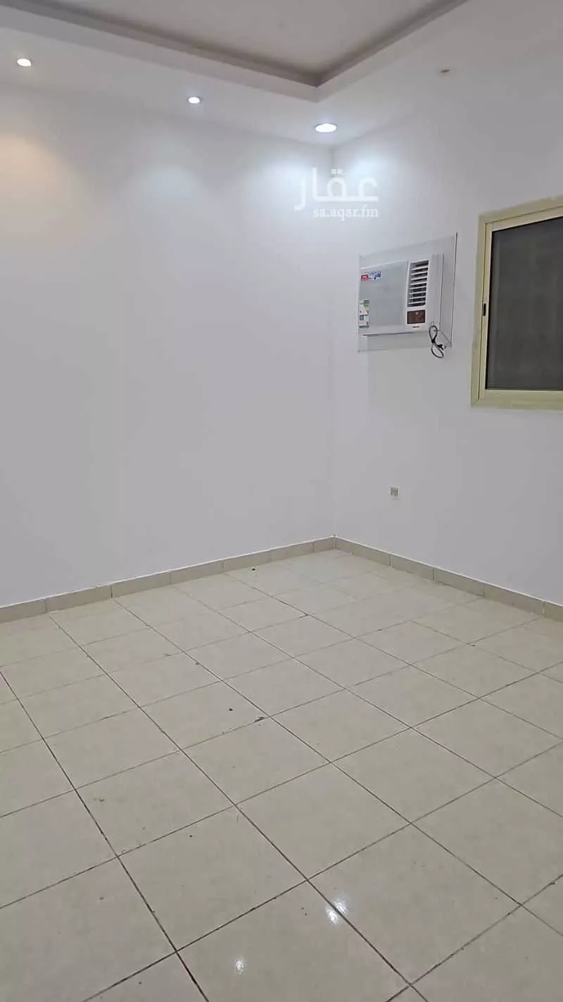 شقة 1 غرف في الملقا 6