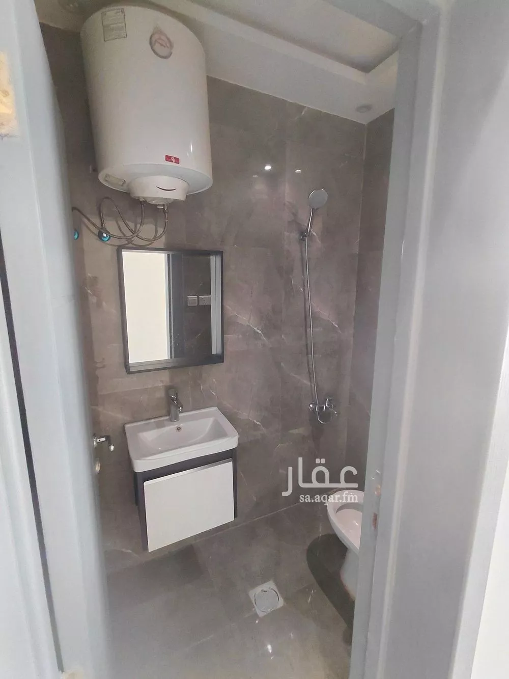 1 bedroom apartment in Al Aqiq 6