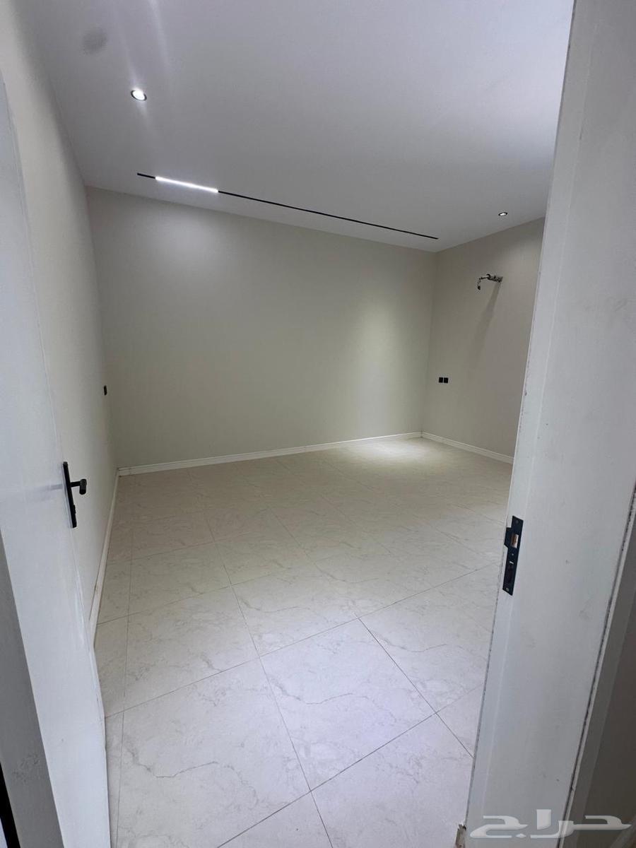 فيلا 5 غرف في الخالدية 5