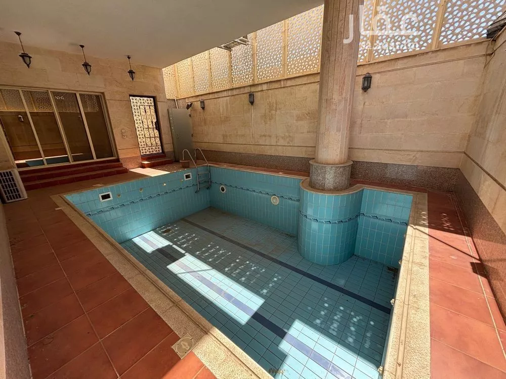 5 bedroom villa in Al Hamra wa Umm Al Joud 7