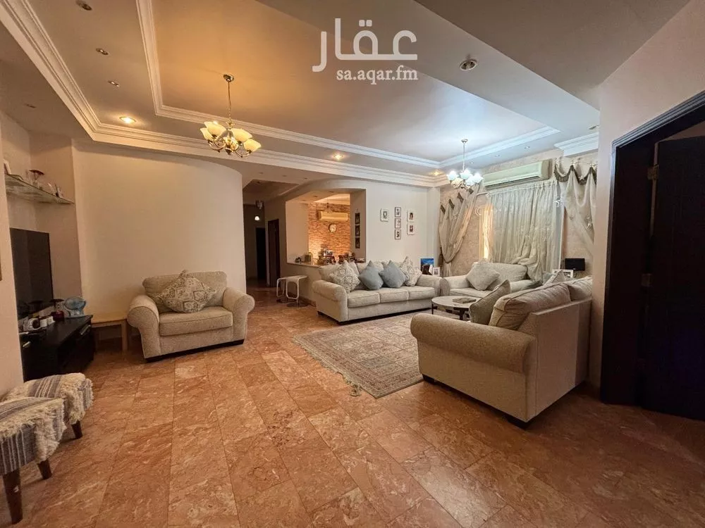 5 bedroom villa in Al Hamra wa Umm Al Joud 9