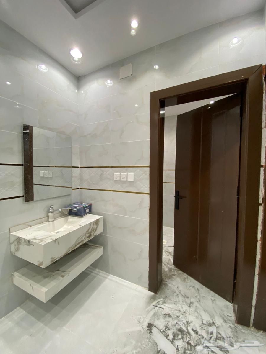 فيلا  في ولي العهد 4